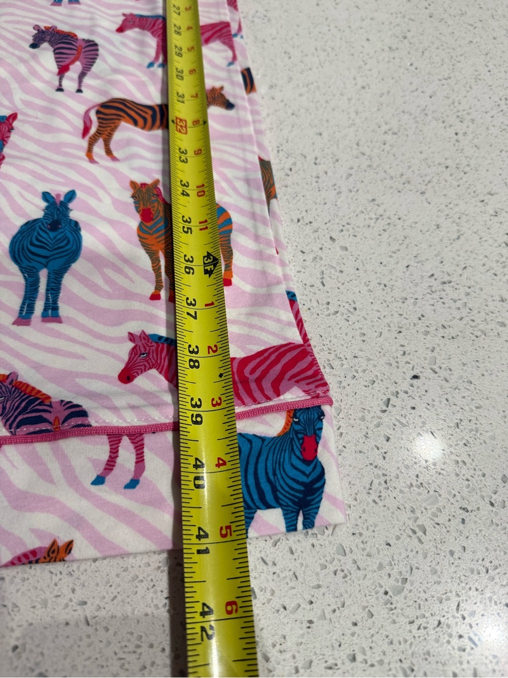 BedHead Set Pink Multi Zebra-Print Button-Front. B2 - Picture 15 of 16